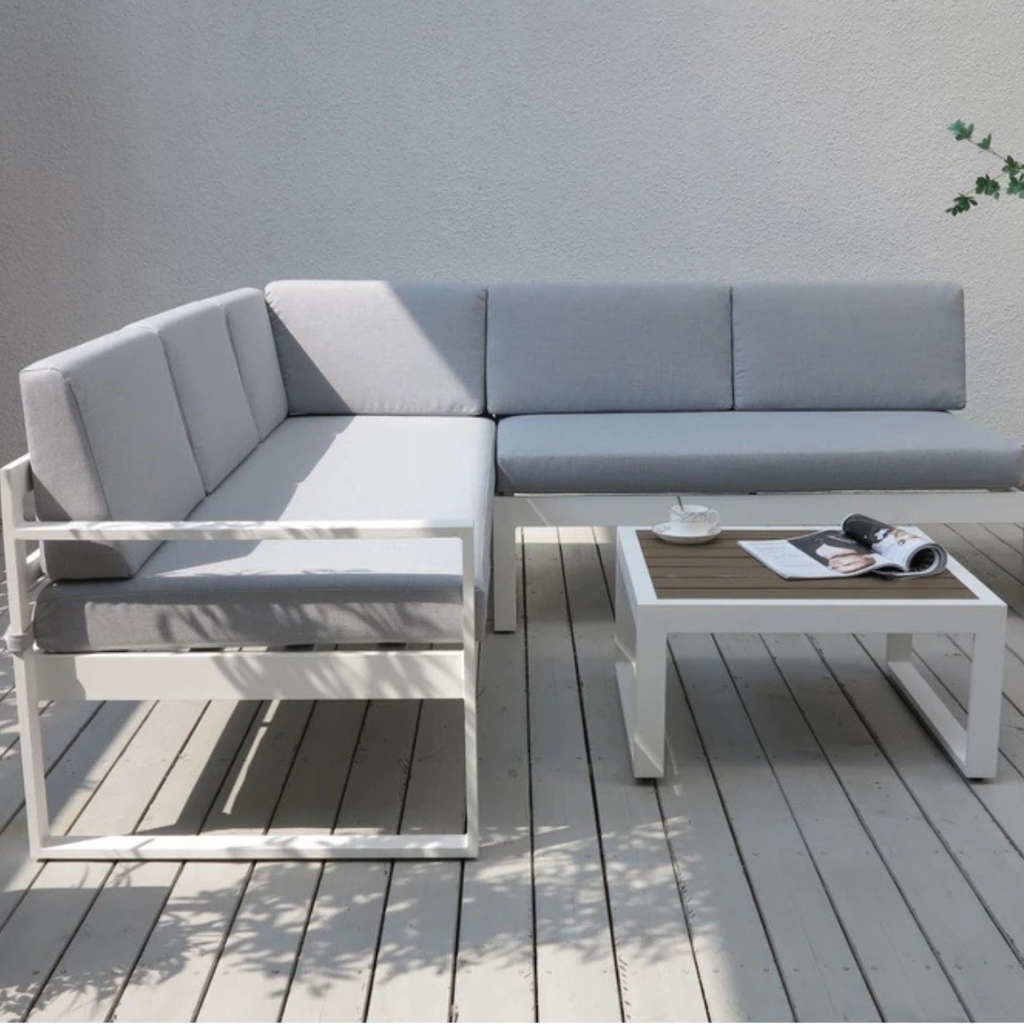 מערכת ישיבה פינתית מאלומיניום בצבע לבן דגם מיאמי