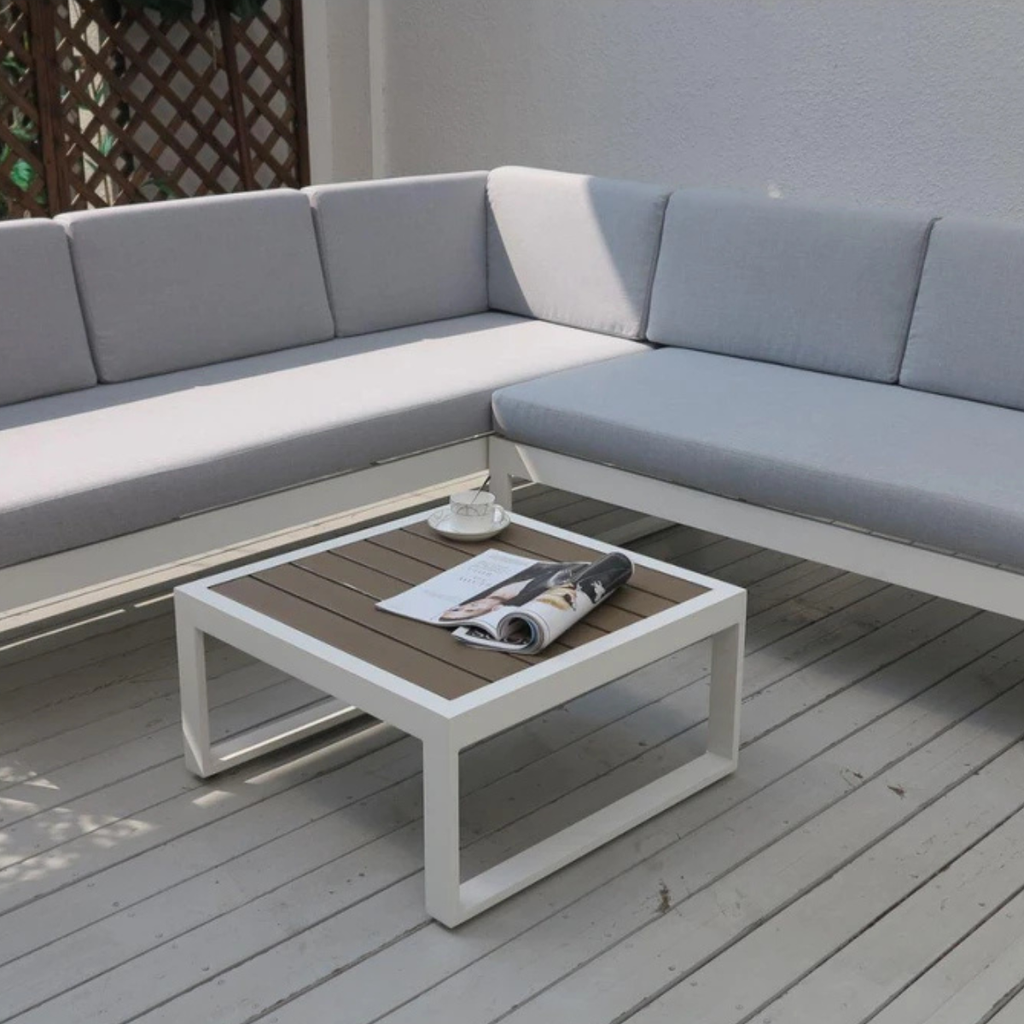 מערכת ישיבה פינתית מאלומיניום בצבע לבן דגם מיאמי