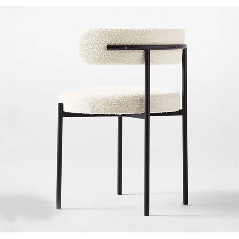 כסא מבד בוקלה יוקרתי בצבע לבן